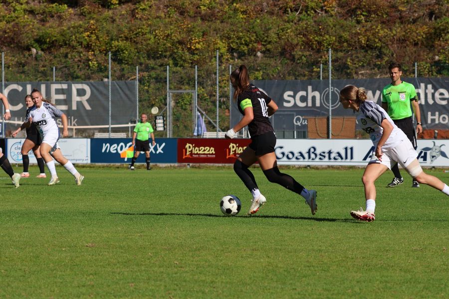 FC Pinzgau Frauen - Traiskirchen
